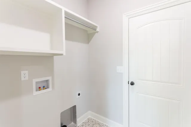 $257,775 | 889 North Cloverleaf Street, Goddard, KS 67052