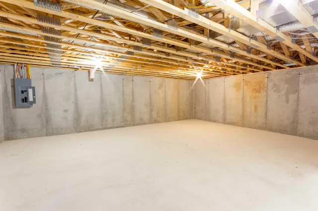 $257,775 | 889 North Cloverleaf Street, Goddard, KS 67052