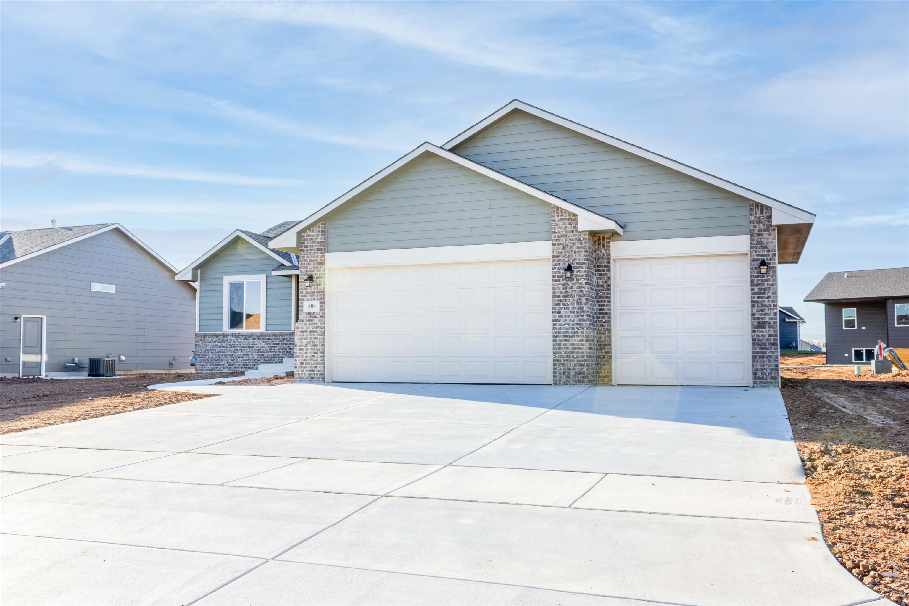 889 North Cloverleaf Street Goddard, KS 67052 - Photo 3 of 30