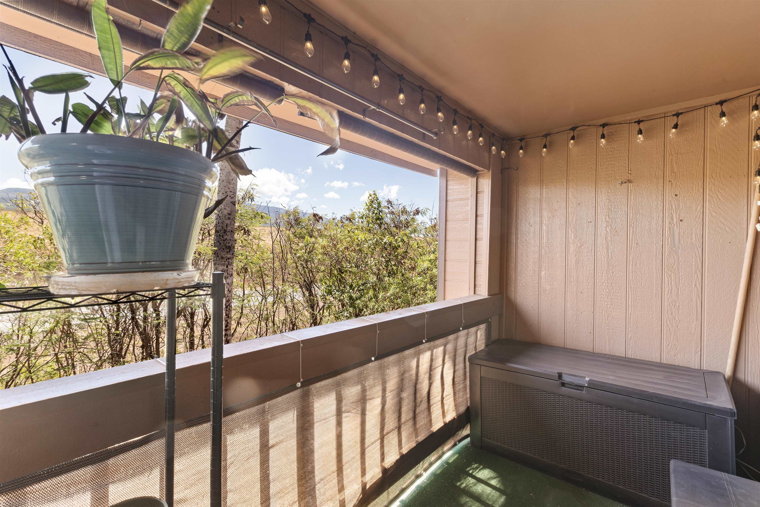 3740 Lower Honoapiilani Road, Unit F306 Lahaina, HI 96761 - Photo 25 of 30 a view of a balcony