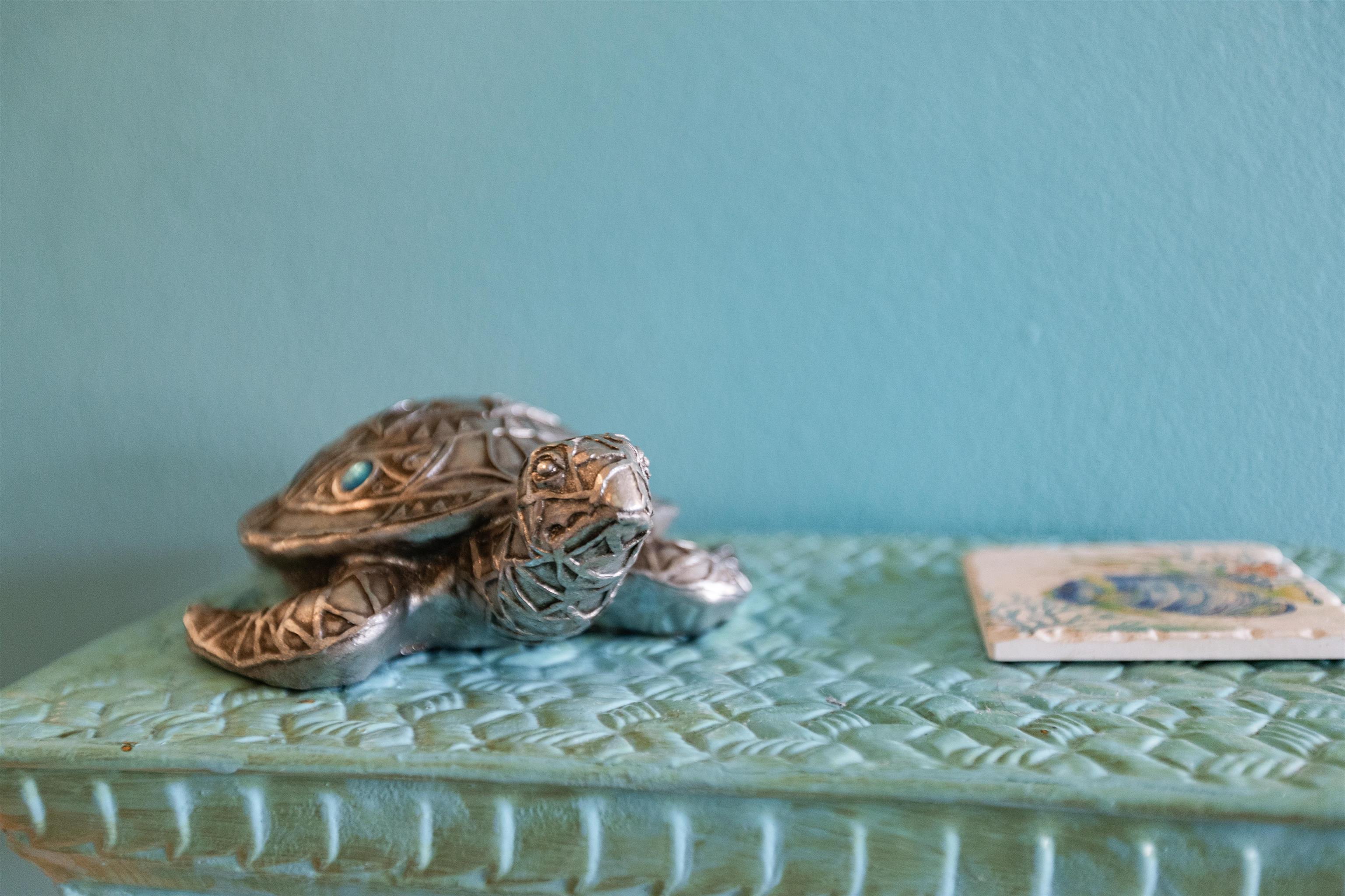 3740 Lower Honoapiilani Road, Unit F306 Lahaina, HI 96761 - Photo 30 of 30 a view of a wooden floor