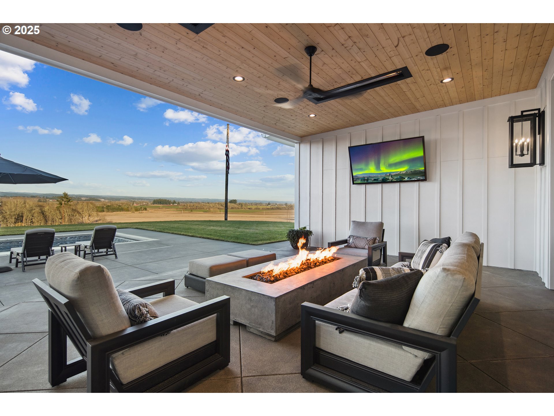 48493 Northwest Hillside Road Forest Grove, OR 97116 - Photo 8 of 48 a outdoor space with furniture