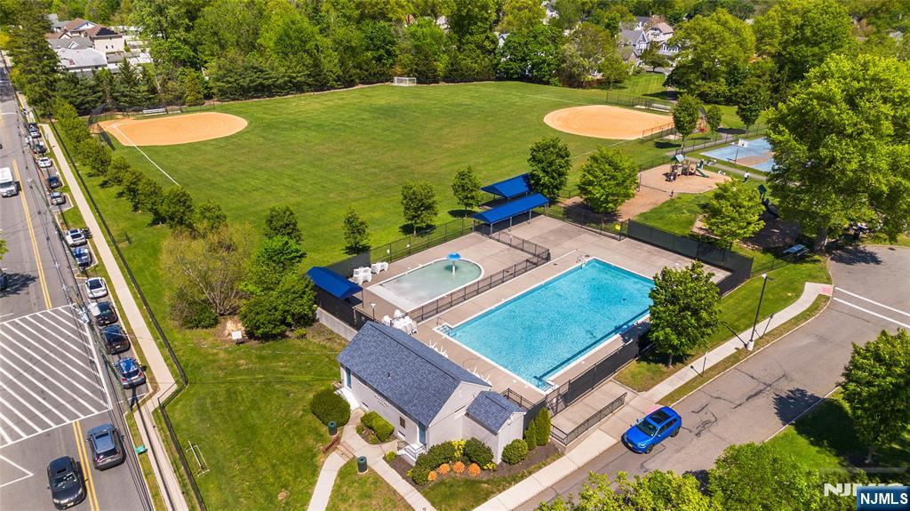 246 Main Street, Unit 402 Chatham, NJ 07928 - Photo 41 of 45