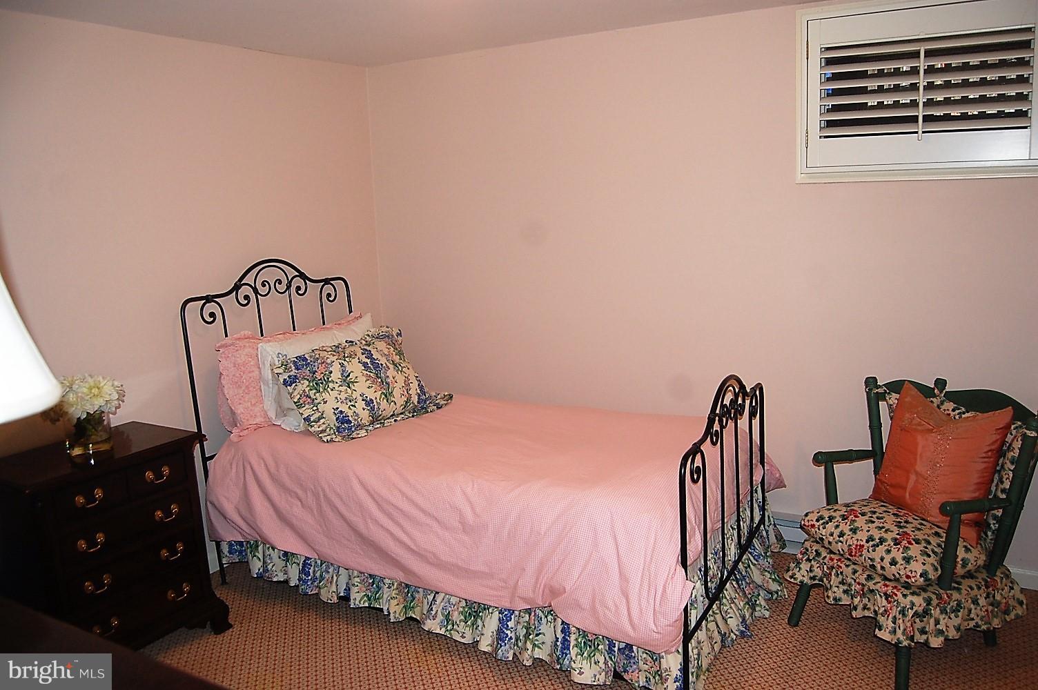 5308 Wriley Road Bethesda, MD 20816 - Photo 11 of 22 Upper Bedroom