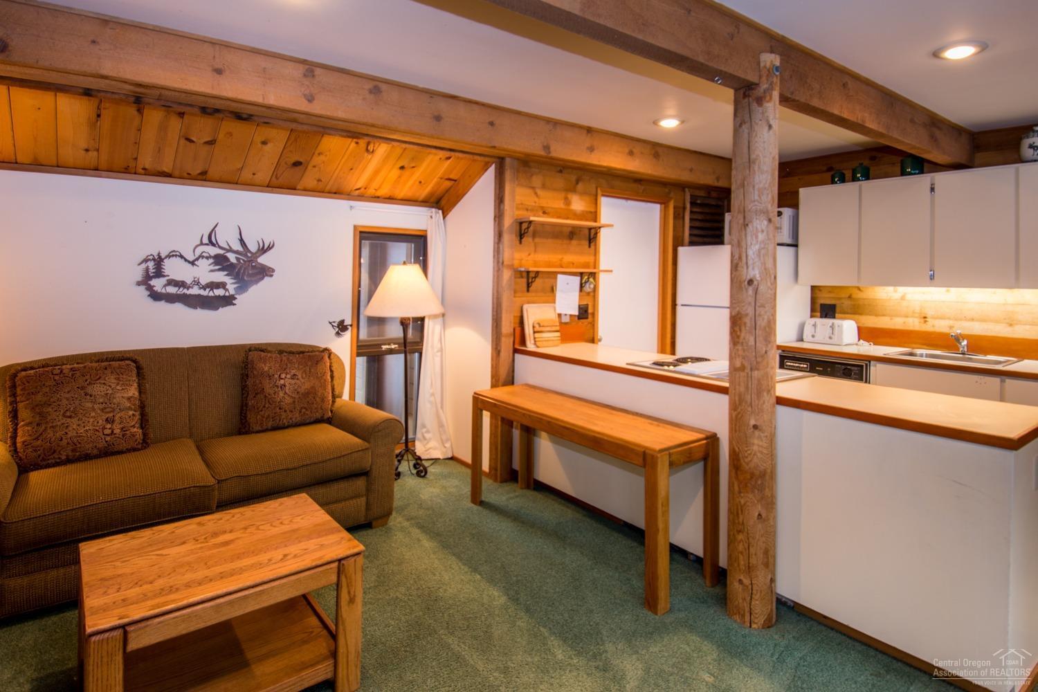 13 Ranch Cabin Road Sunriver, OR 97707 - Photo 7 of 21 Gallery Image 7