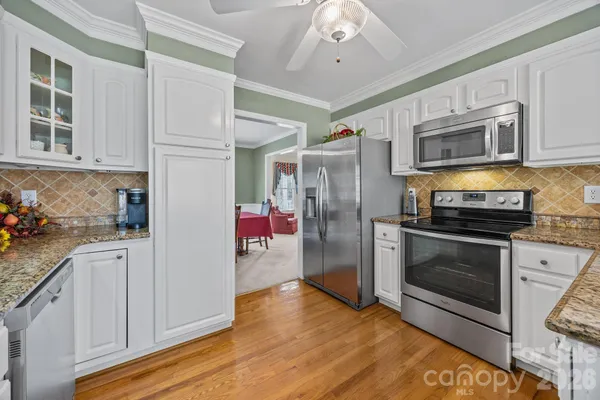 $529,900 | 220 St Johns Drive, Salisbury, NC 28144