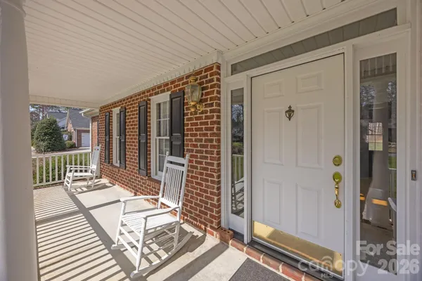 $529,900 | 220 St Johns Drive, Salisbury, NC 28144