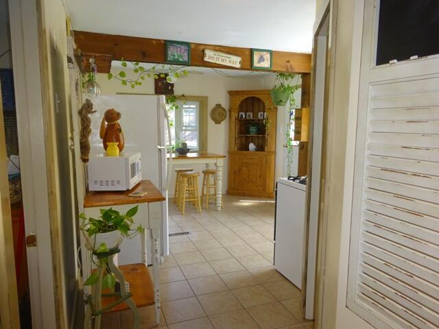 13 Old Salt Works Road Buzzards Bay, MA 02532 - Photo 7 of 49 a view of living room