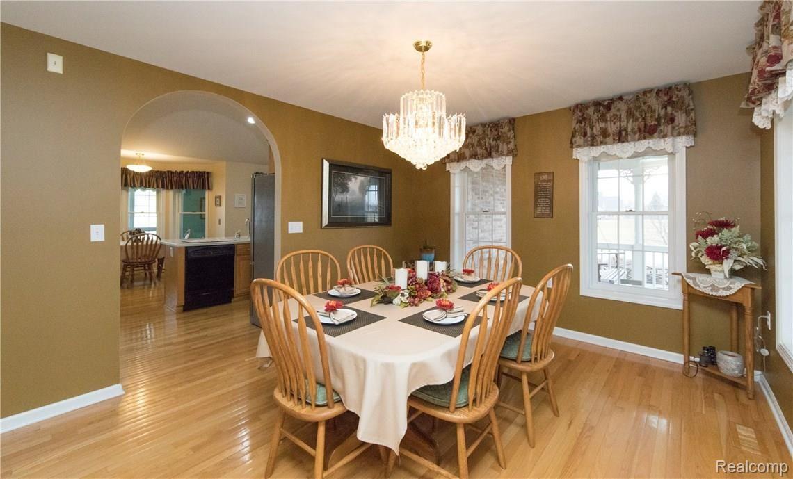 4352 North Oak Road Davison, MI 48423 - Photo 16 of 70 DiningRoom3.jpg