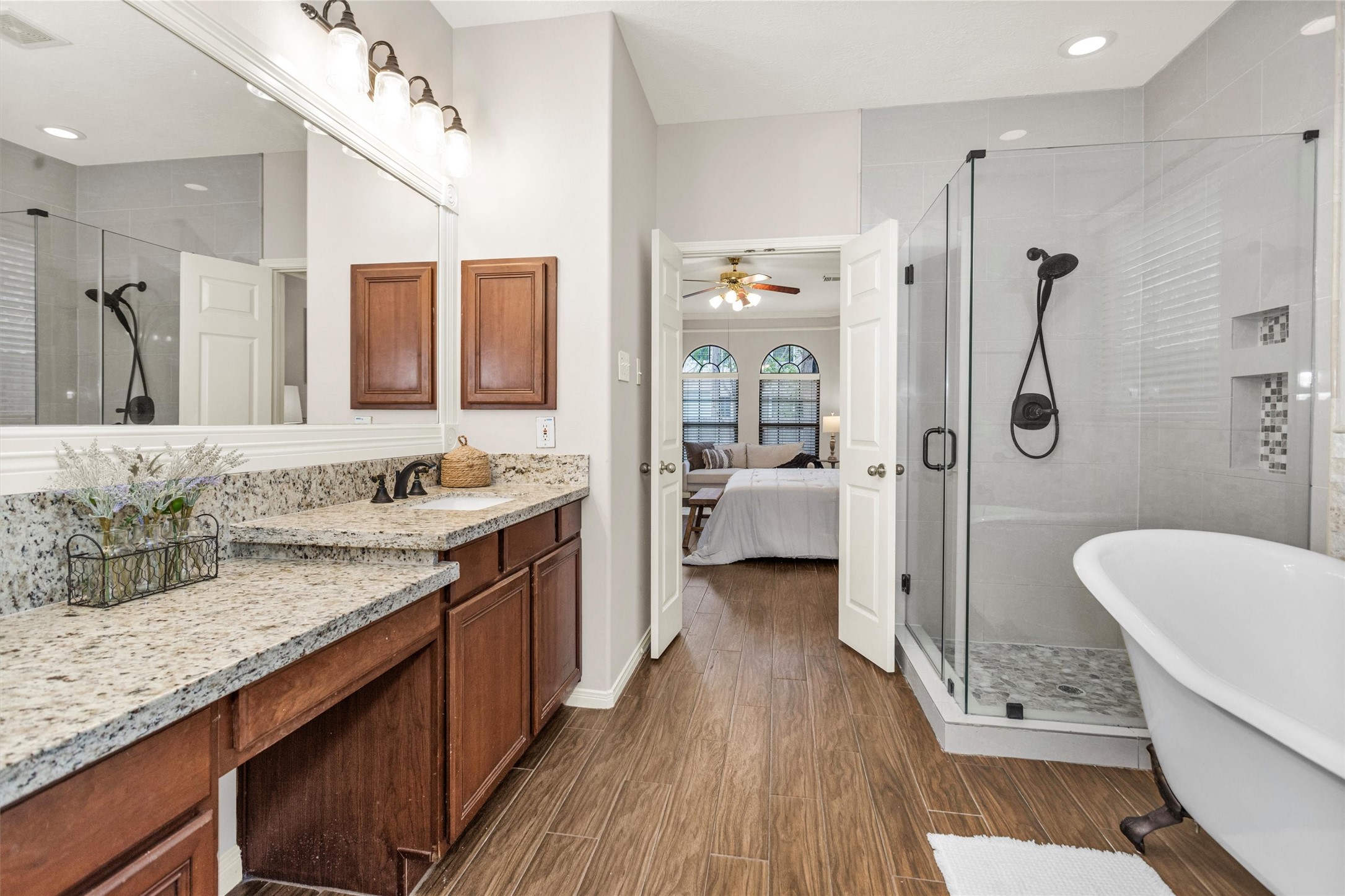 14134 Pollux Court Tomball, TX 77375 - Photo 31 of 50 Dual vanities