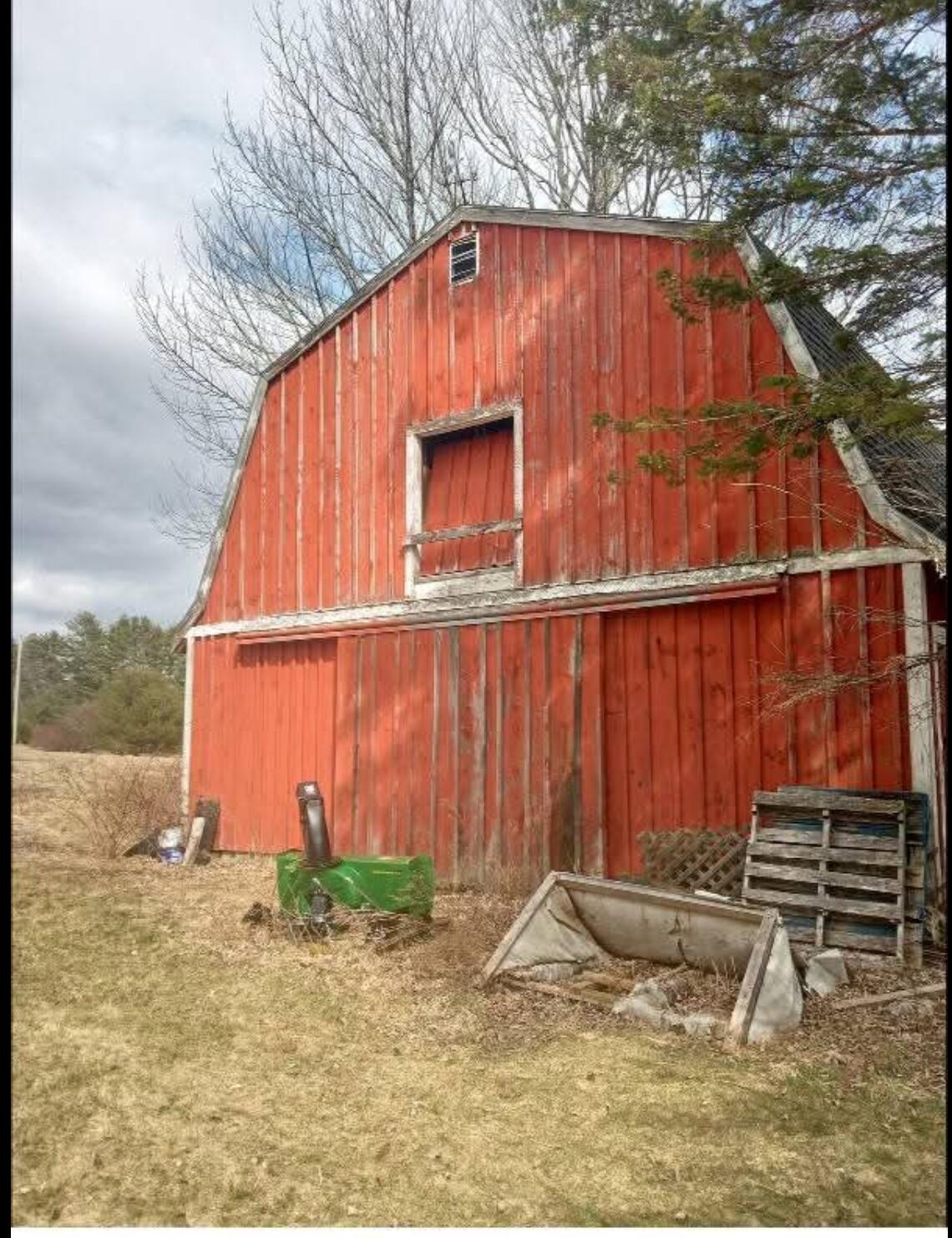 51 Parmenter Road Palermo, ME 04354 - Photo 19 of 19 Barn