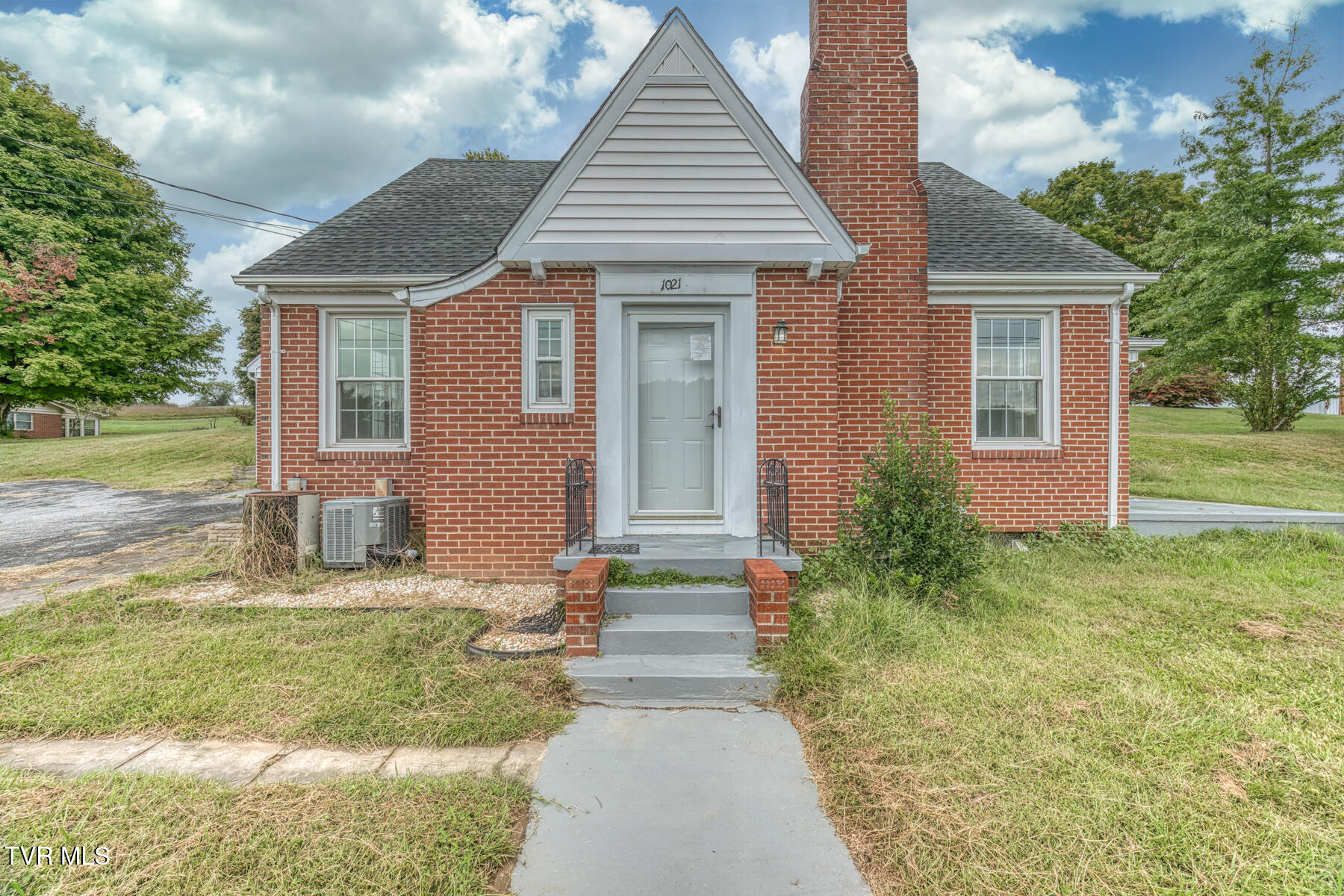 1021 W Main Street-1