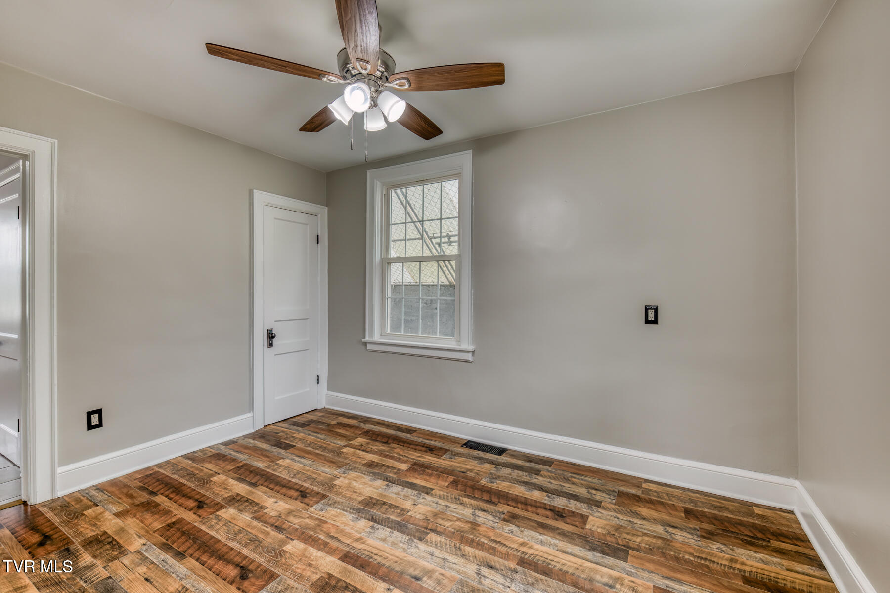 1021 West Main Street Abingdon, VA 24210 - Photo 18 of 45 1021 W Main Street-18