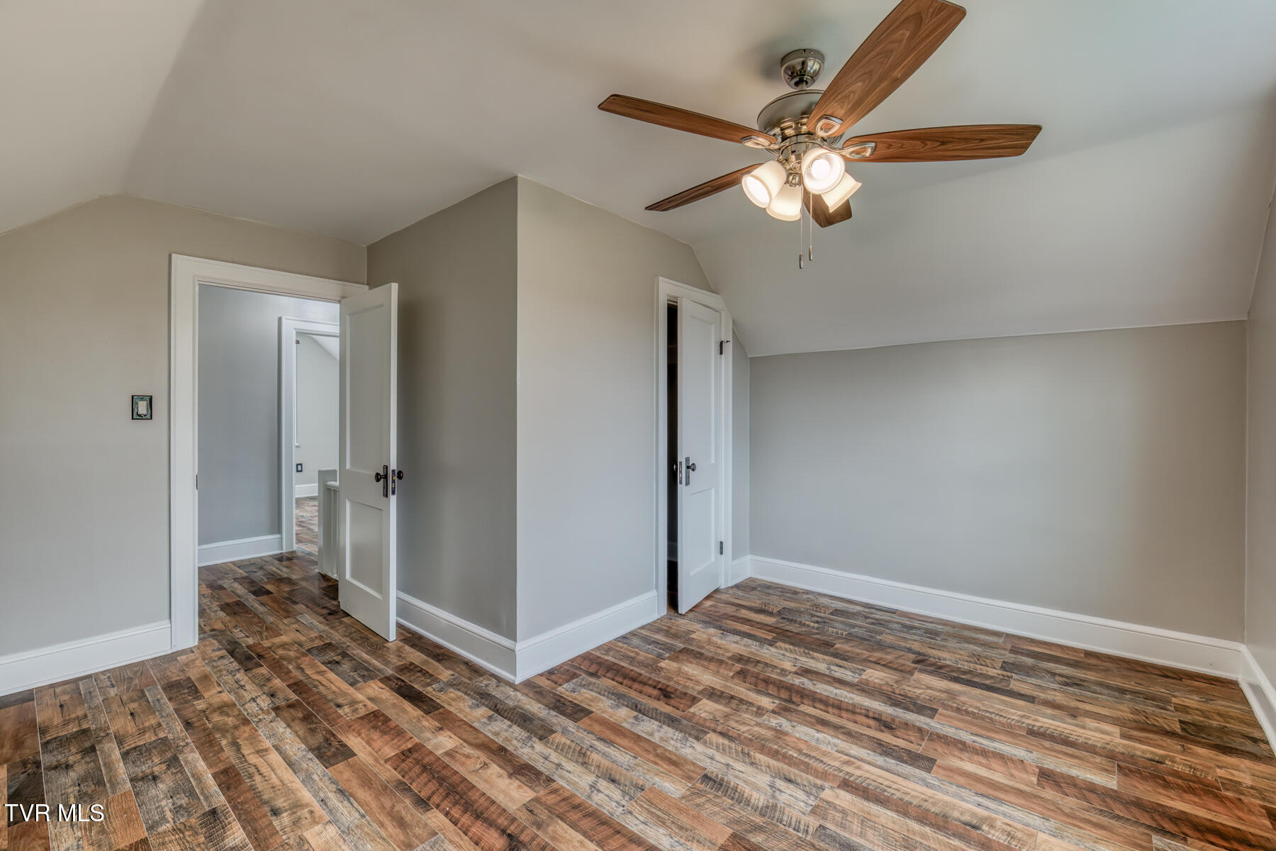 1021 West Main Street Abingdon, VA 24210 - Photo 23 of 45 1021 W Main Street-23