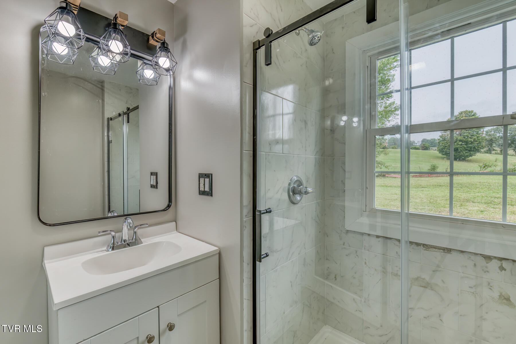 1021 West Main Street Abingdon, VA 24210 - Photo 24 of 45 1021 W Main Street-24