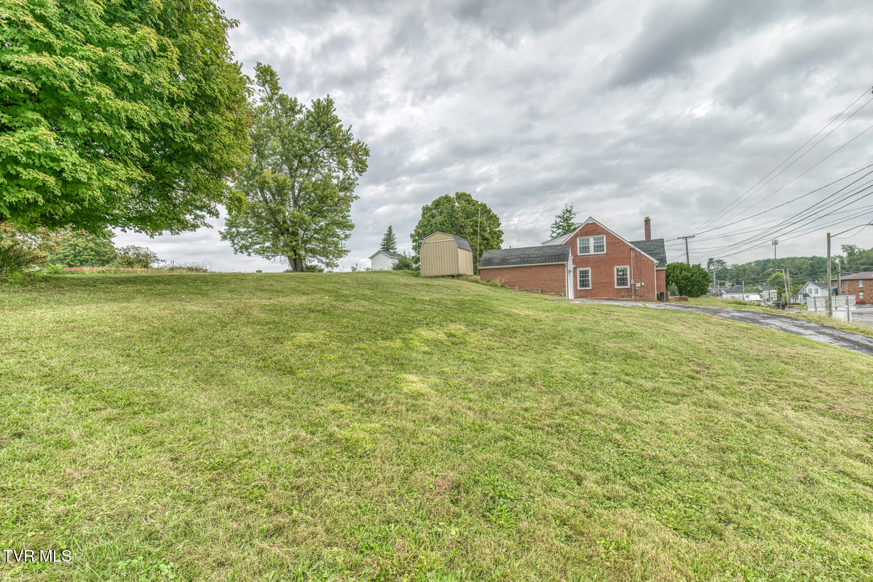 1021 West Main Street Abingdon, VA 24210 - Photo 34 of 45 1021 W Main Street-34