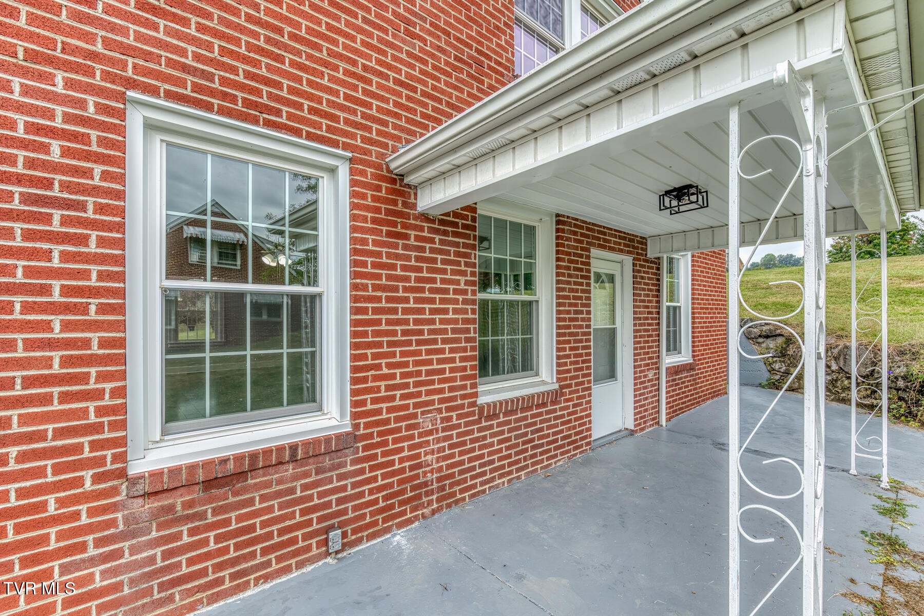 1021 West Main Street Abingdon, VA 24210 - Photo 42 of 45 1021 W Main Street-42