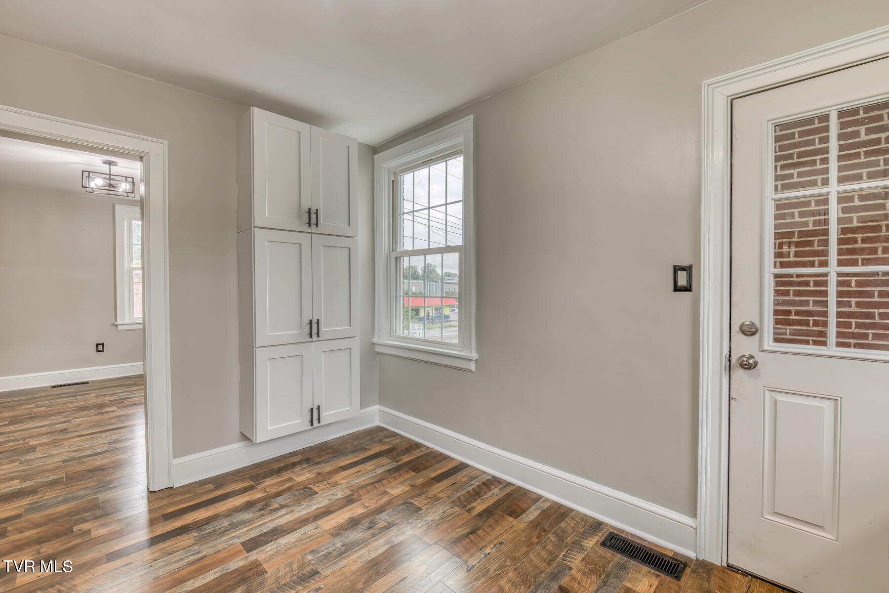 1021 West Main Street Abingdon, VA 24210 - Photo 8 of 45 1021 W Main Street-8