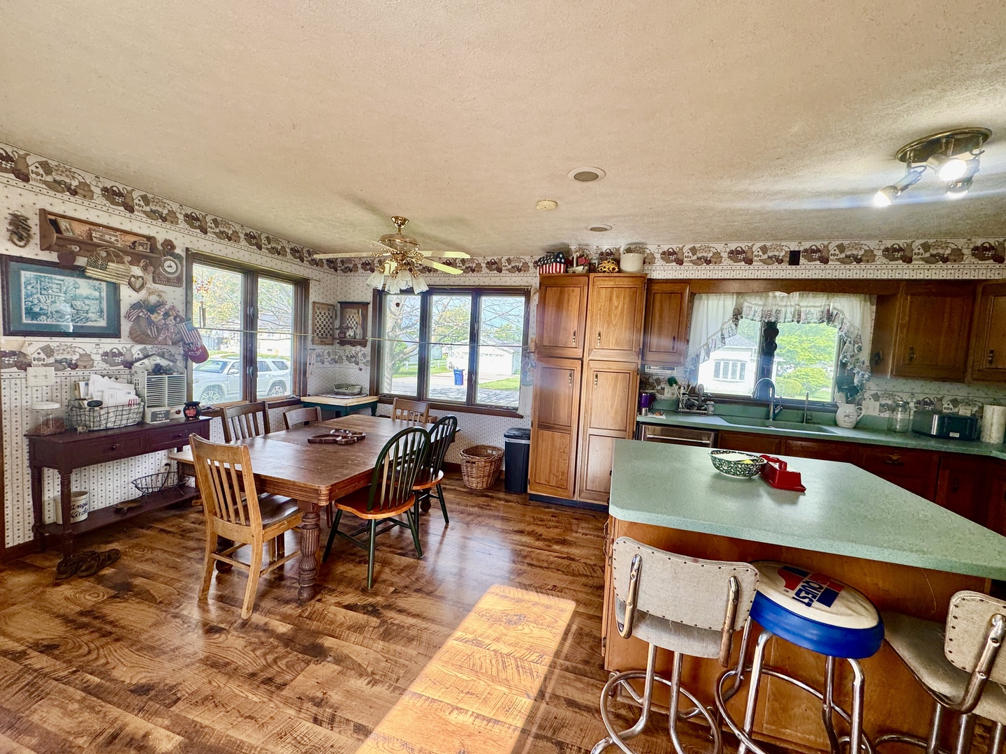 608 West Main Street Aledo, IL 61231 - Photo 5 of 12