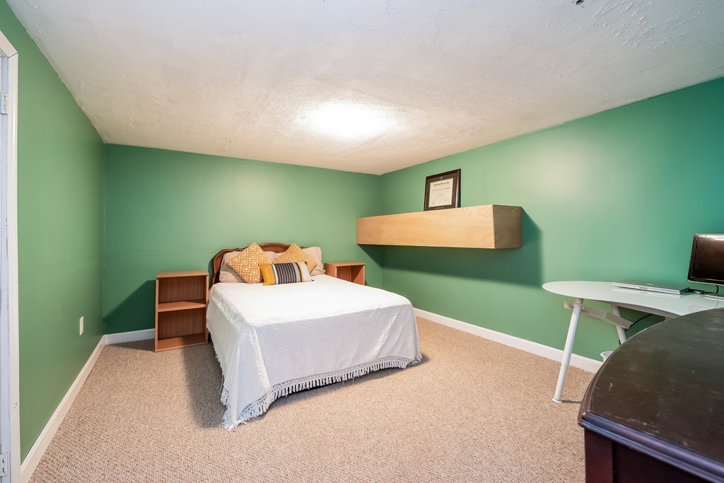 613 Townsend Road Groton, MA 01450 - Photo 17 of 29 Gallery Image 17