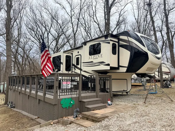 $65,000 | 10-71 Woodhaven Lakes, Sublette, IL 61367