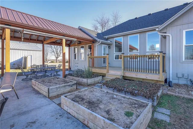 $440,000 | 37806 East 316th Street, Garden City, MO 64747