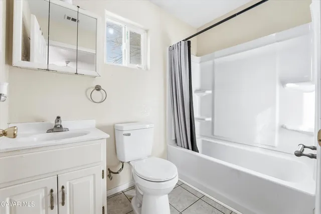 $550,000 | 38056 90th Street East, Littlerock, CA 93543