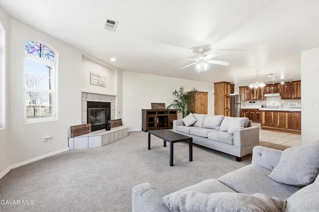 $550,000 | 38056 90th Street East, Littlerock, CA 93543