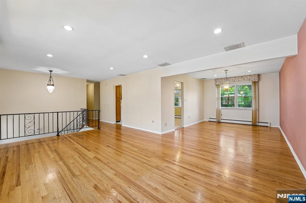 41-57 Rys Terrace Fair Lawn, NJ 07410 - Photo 9 of 32