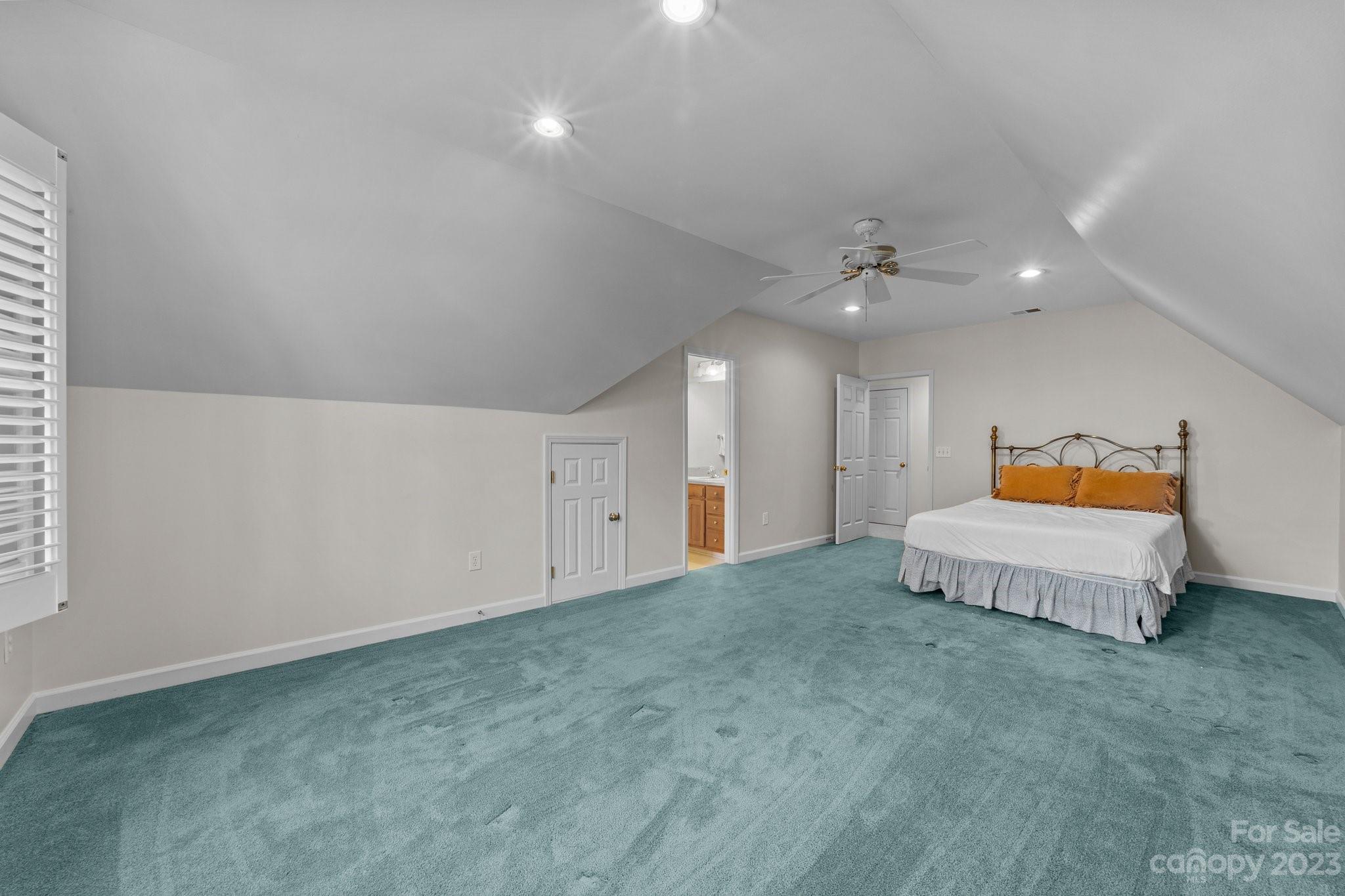 5476 Deer Run Court Davidson, NC 28036 - Photo 37 of 48 a view of an empty room