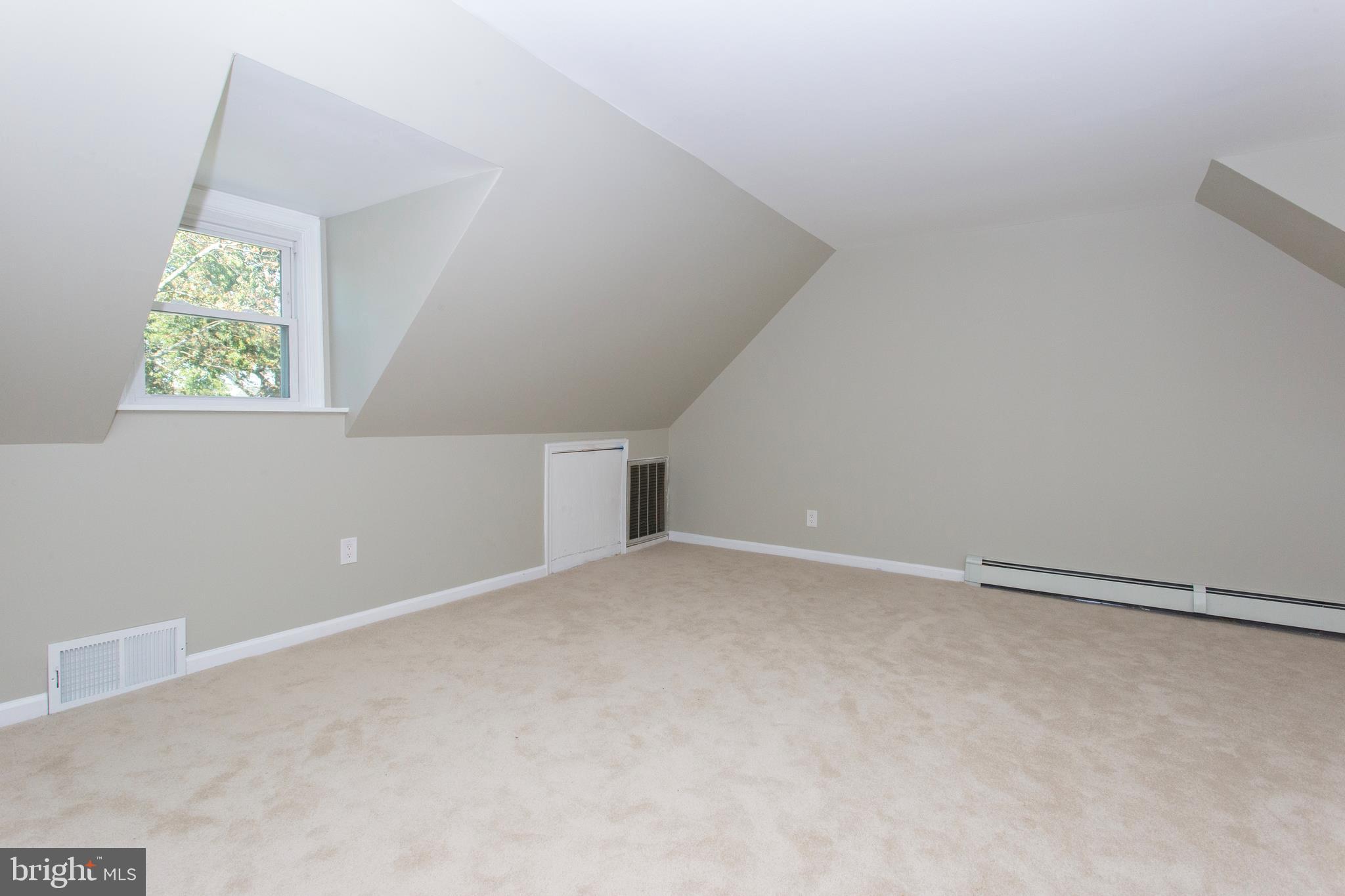 84 Quarry Road Levittown, PA 19057 - Photo 18 of 26 Gallery Image 18