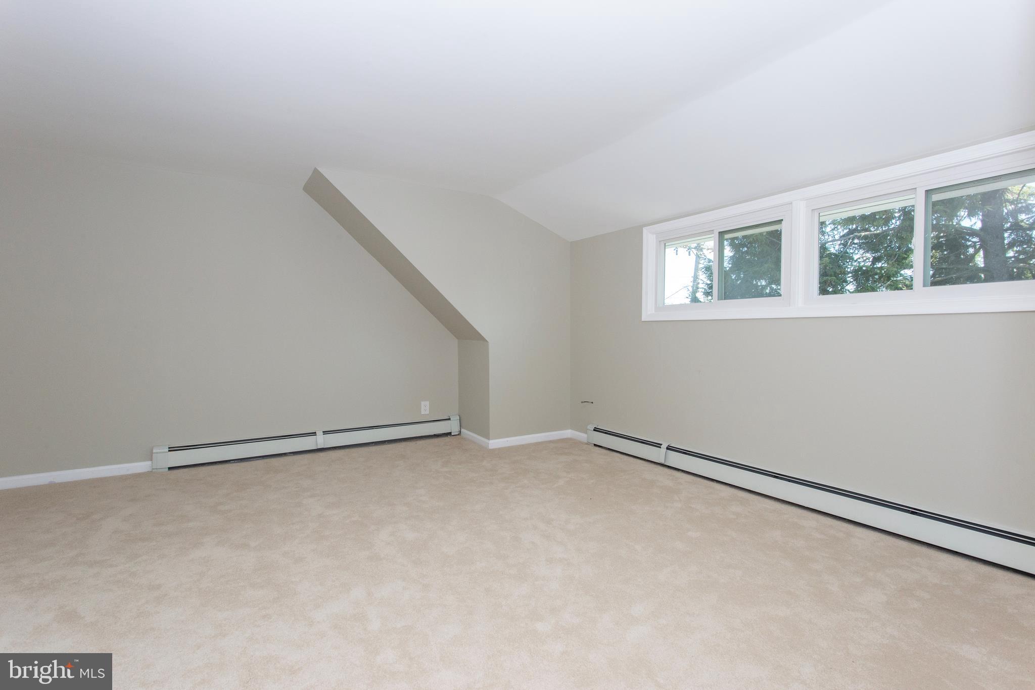 84 Quarry Road Levittown, PA 19057 - Photo 20 of 26 Gallery Image 20