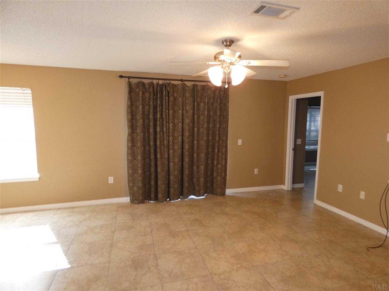 5523 Berryhill Road Milton, FL 32570 - Photo 3 of 22 Gallery Image 3