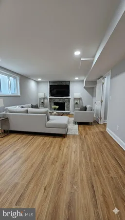 $1,085,000 | 1305 Woodside Parkway, Silver Spring, MD 20910