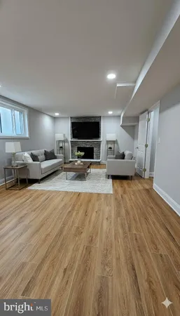 $1,085,000 | 1305 Woodside Parkway, Silver Spring, MD 20910