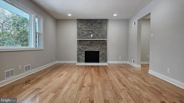 $1,085,000 | 1305 Woodside Parkway, Silver Spring, MD 20910