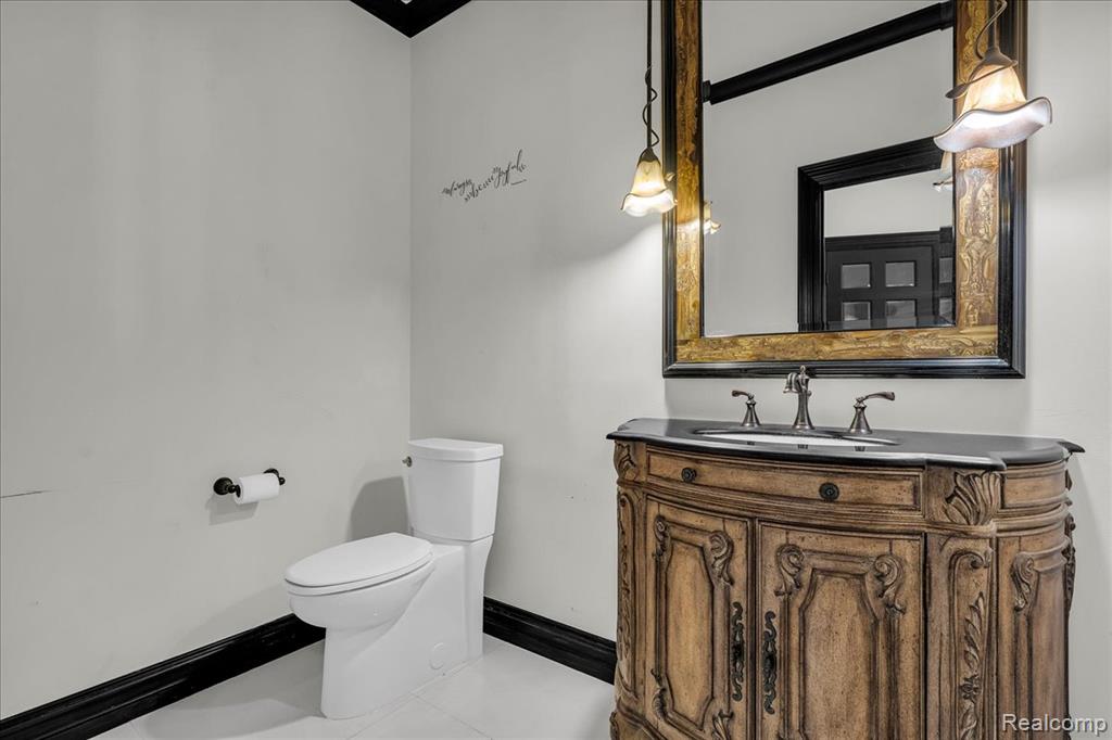 1940 Oak Pointe Drive Rochester Hills, MI 48306 - Photo 14 of 42