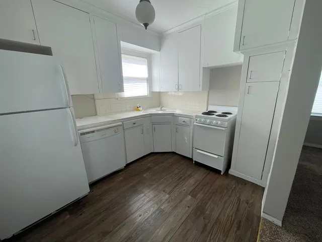 $1,350 | 4000 Hawthorne Avenue, Unit 11, Dallas, TX 75219