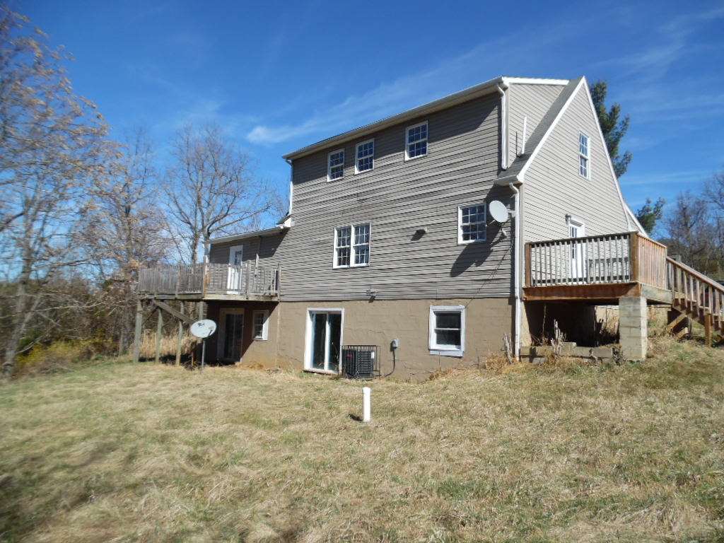 760 Lea Port Road Verona, VA 24482 - Photo 2 of 10 a view of a house with a yard