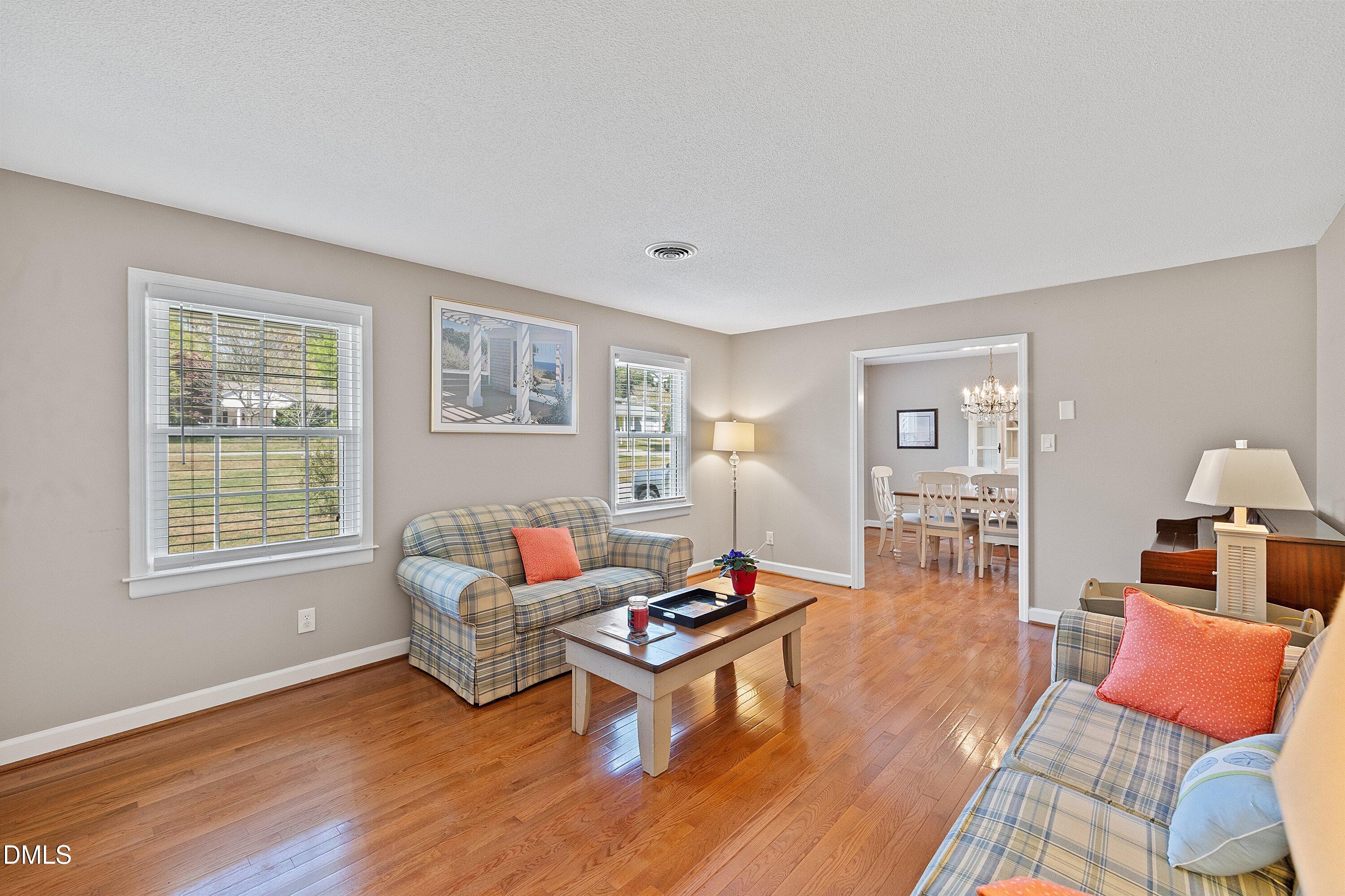 3920 Sue Lane Raleigh, NC 27604 - Photo 19 of 55 19-3920 Sue Ln _9516