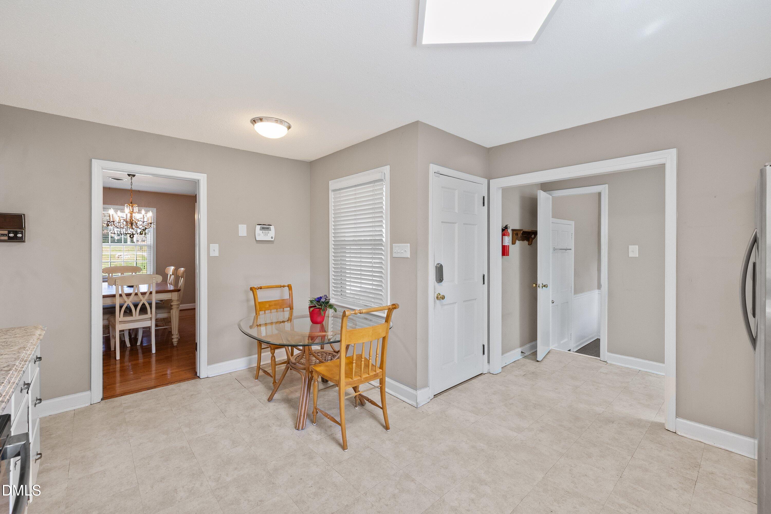 3920 Sue Lane Raleigh, NC 27604 - Photo 28 of 55 28-3920 Sue Ln _9556