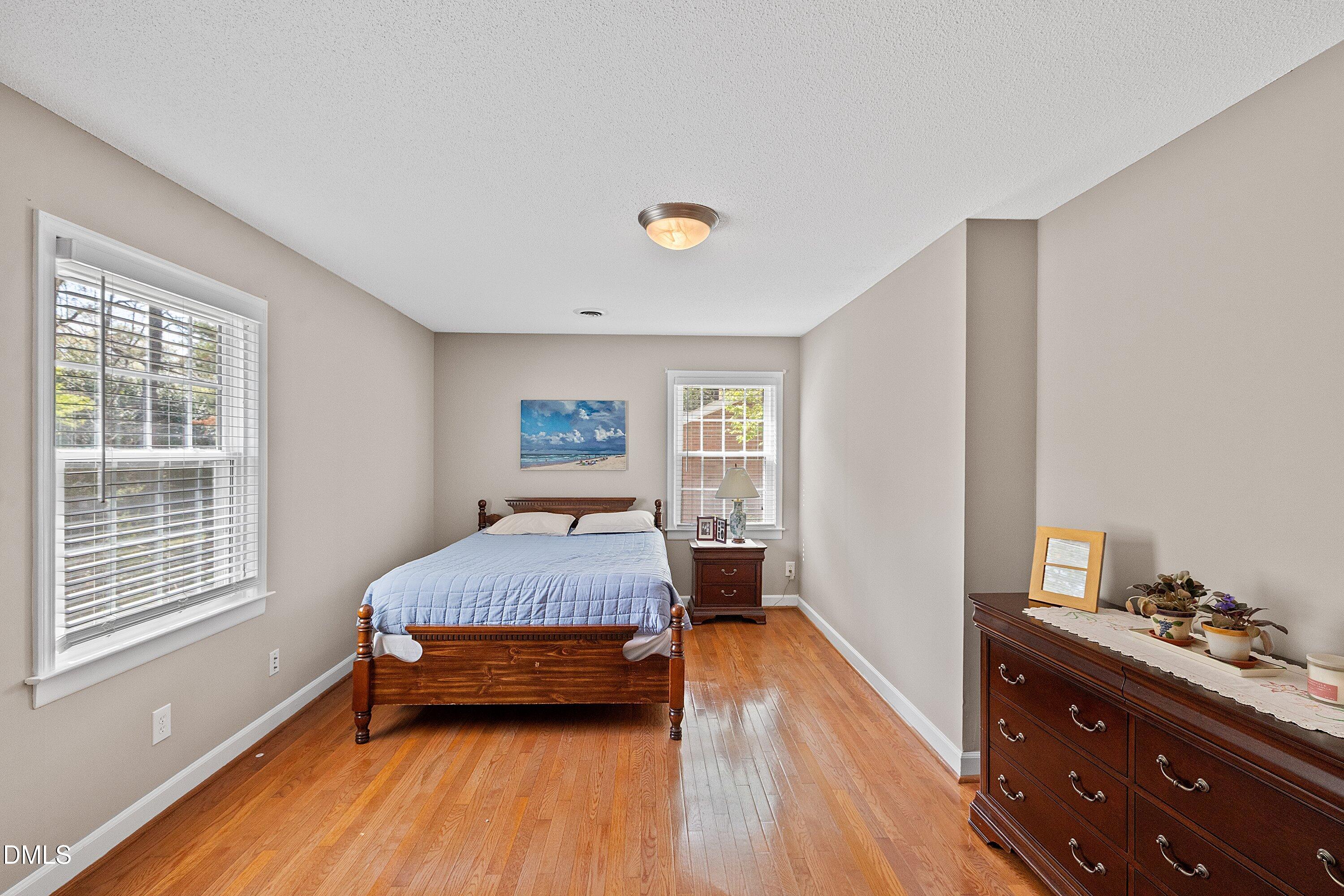 3920 Sue Lane Raleigh, NC 27604 - Photo 34 of 55 34-3920 Sue Ln _9396