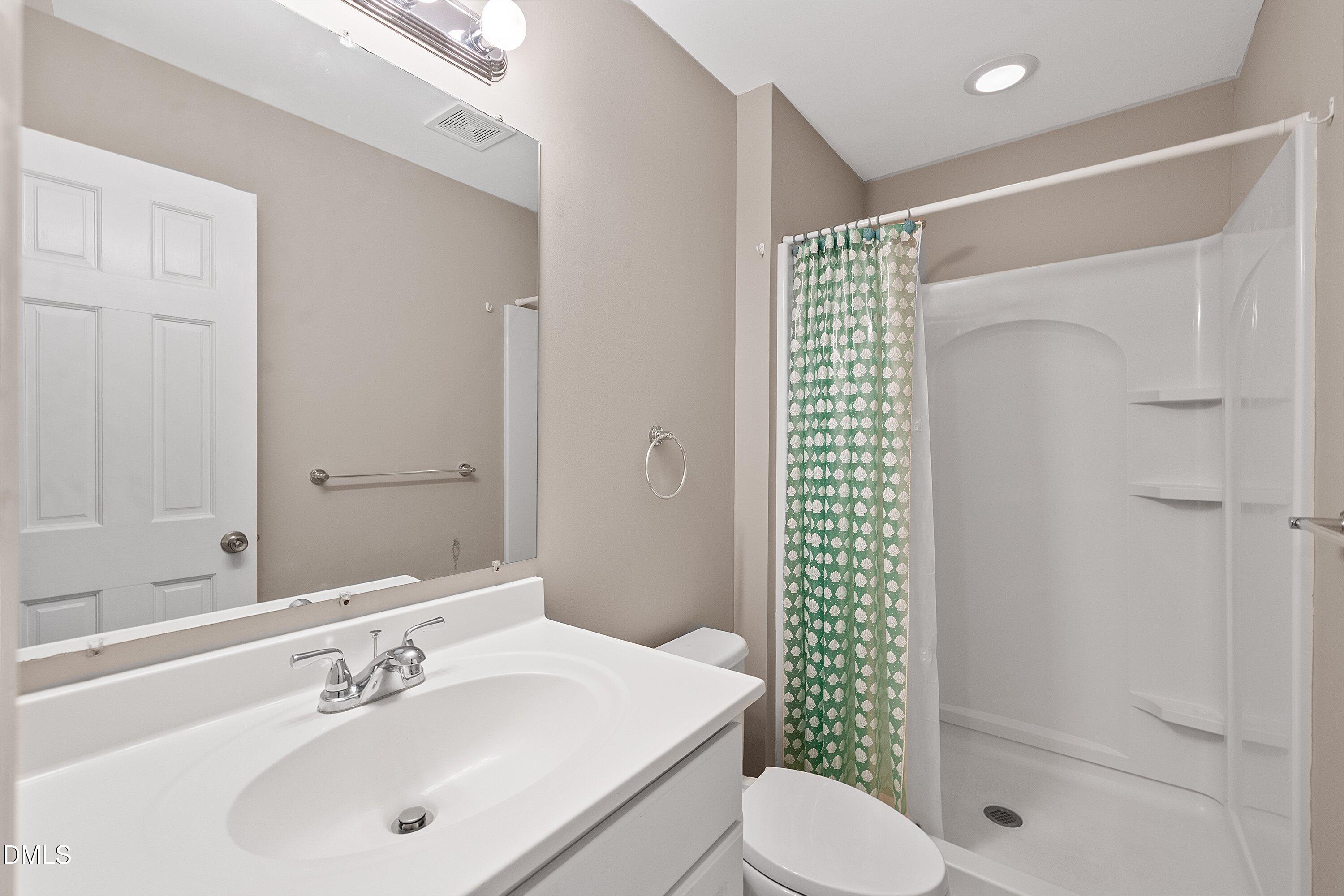 3920 Sue Lane Raleigh, NC 27604 - Photo 39 of 55 39-3920 Sue Ln _9431