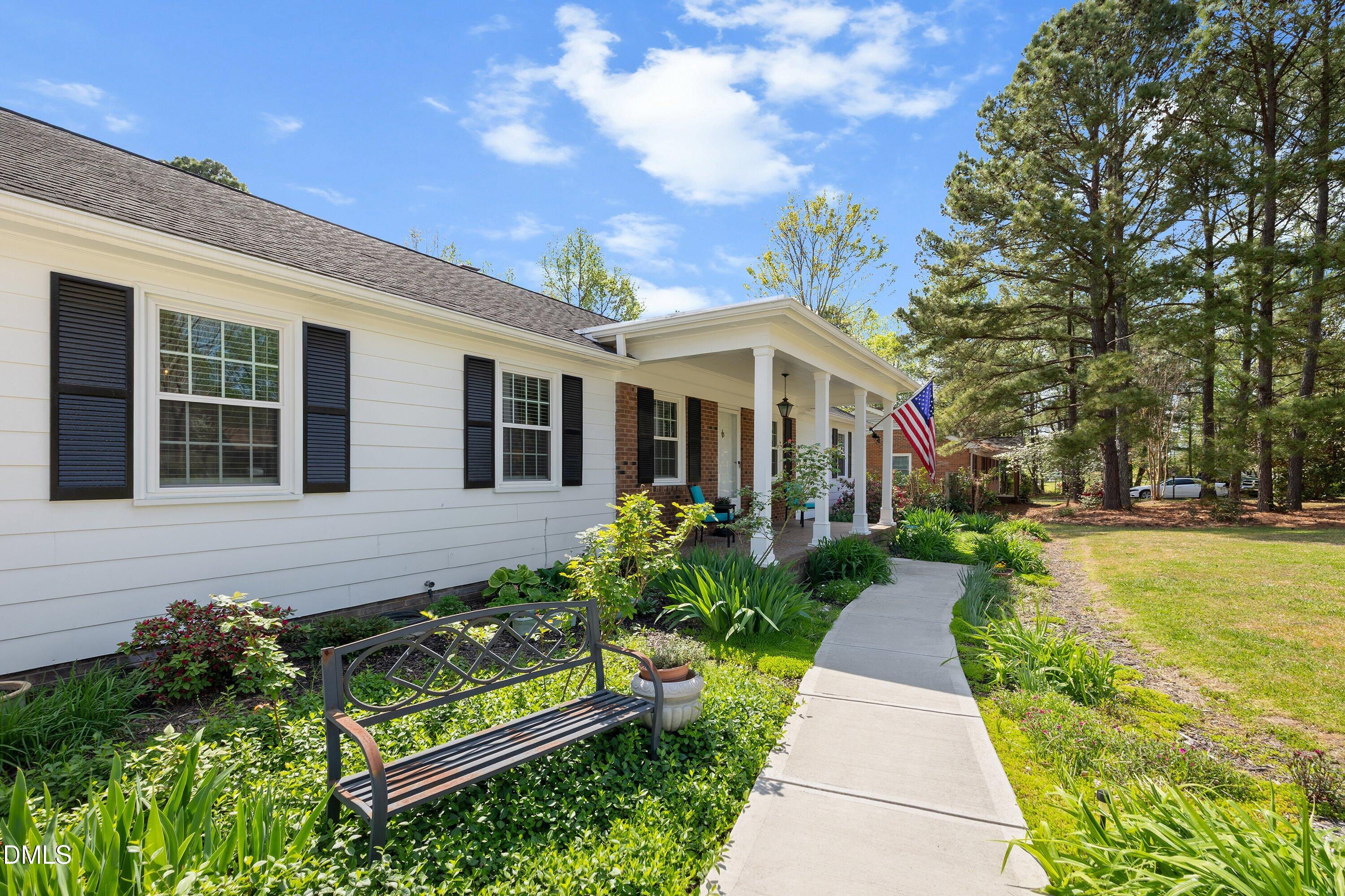 3920 Sue Lane Raleigh, NC 27604 - Photo 7 of 55 07-3920 Sue Ln _6155