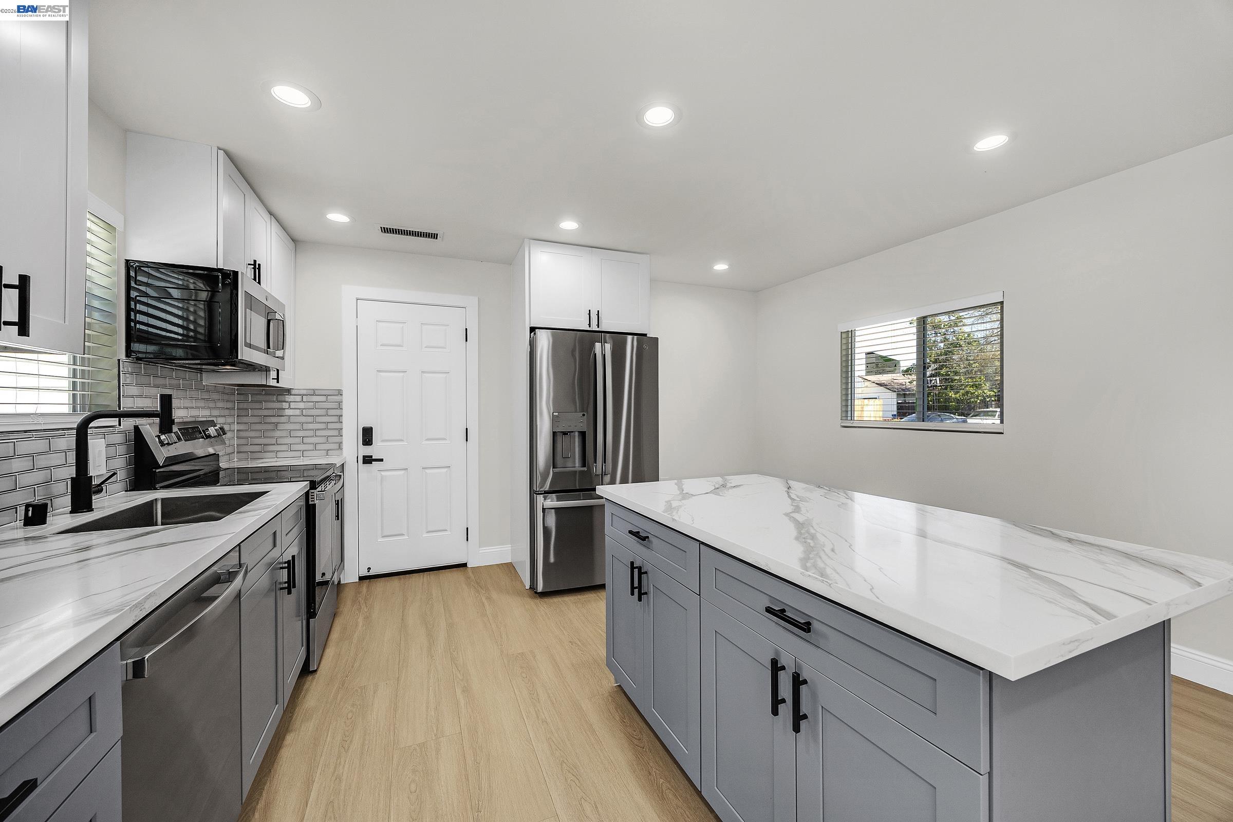 1577 Waltham Road Concord, CA 94520 - Photo 11 of 33