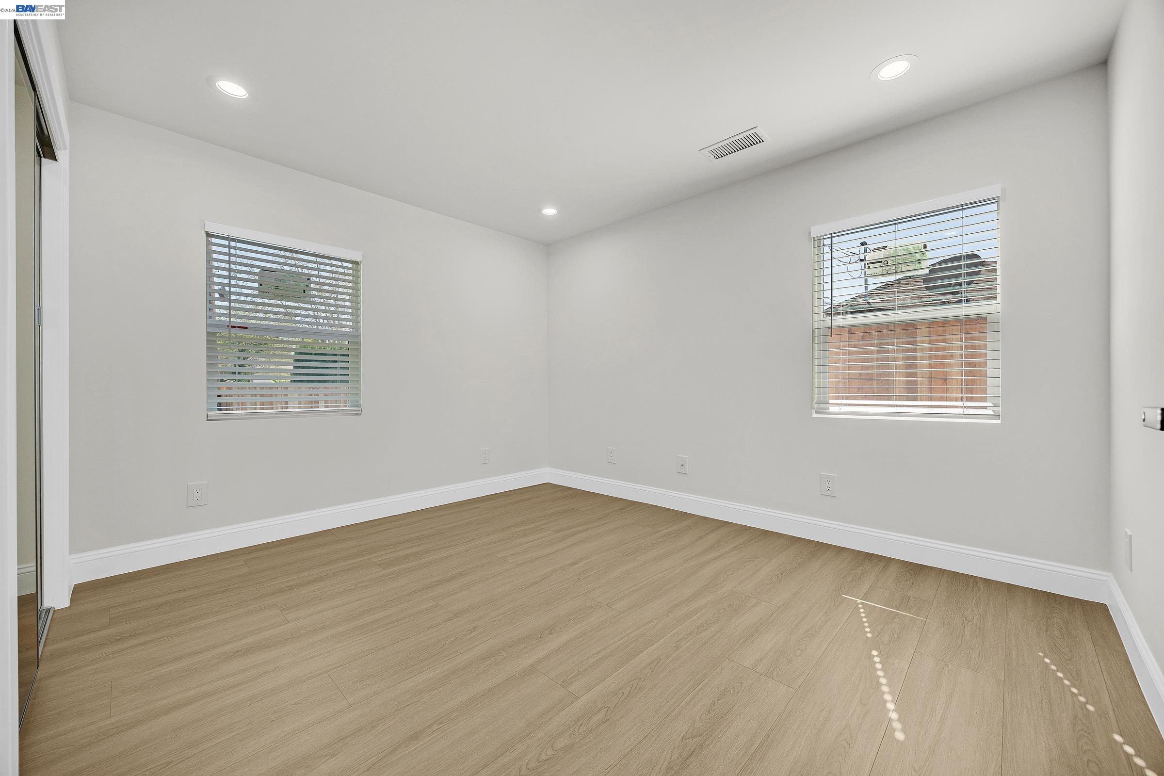 1577 Waltham Road Concord, CA 94520 - Photo 21 of 33