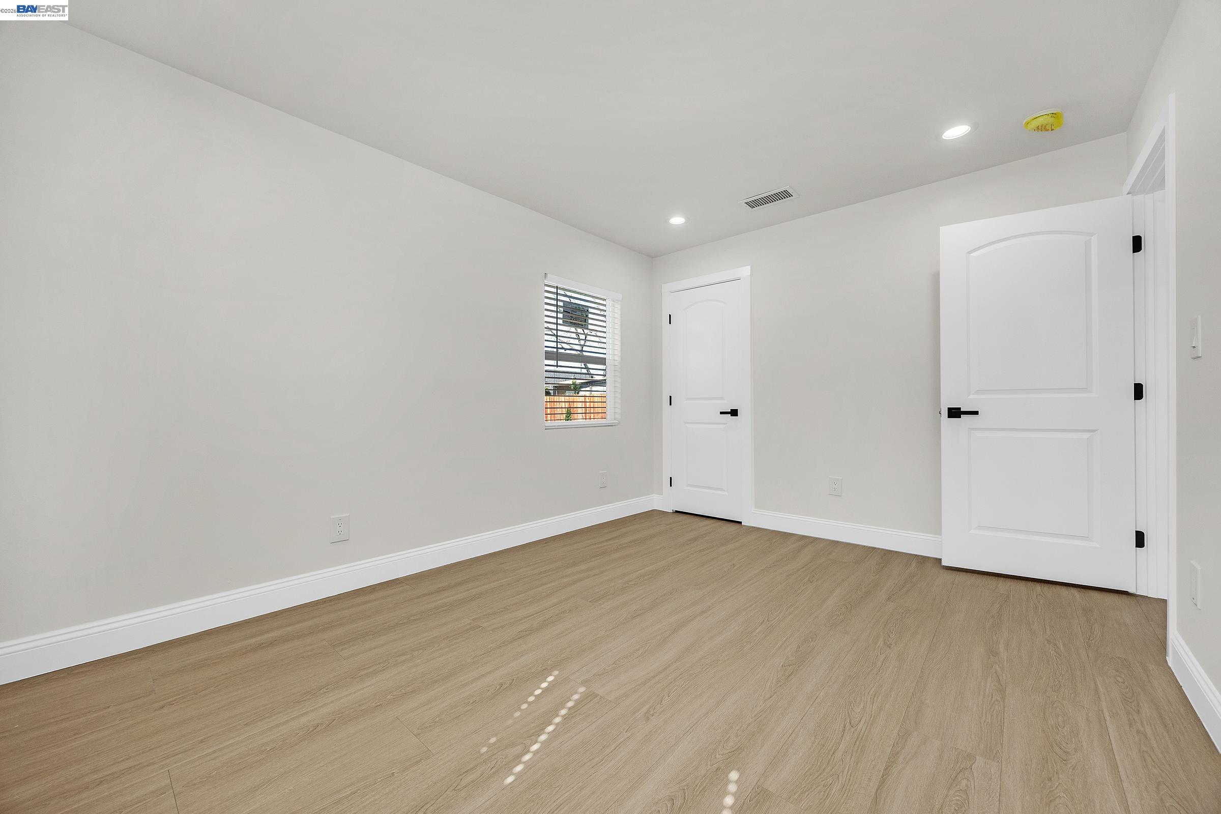 1577 Waltham Road Concord, CA 94520 - Photo 23 of 33