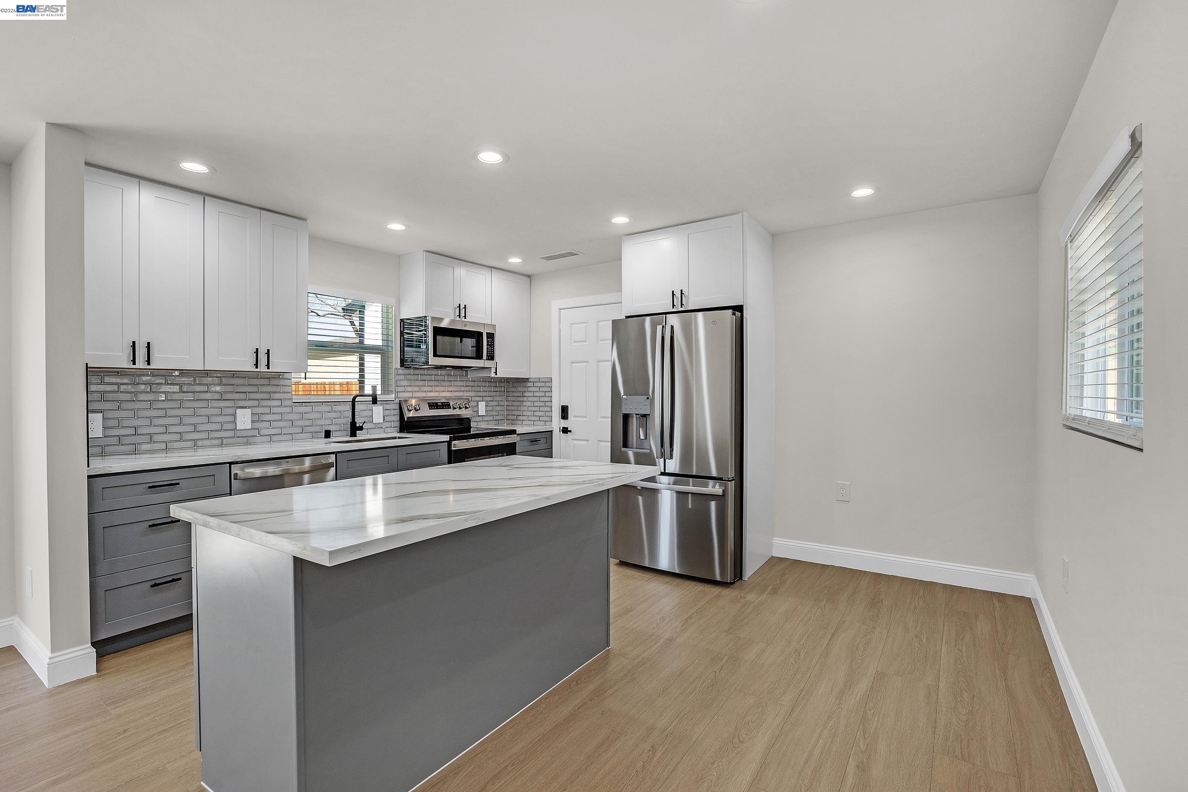 1577 Waltham Road Concord, CA 94520 - Photo 9 of 33