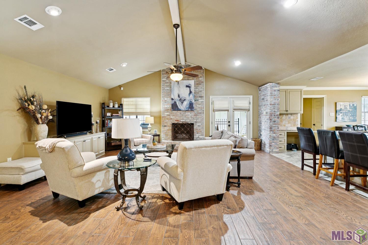 1037 Crossbow Drive Baton Rouge, LA 70816 - Photo 3 of 13