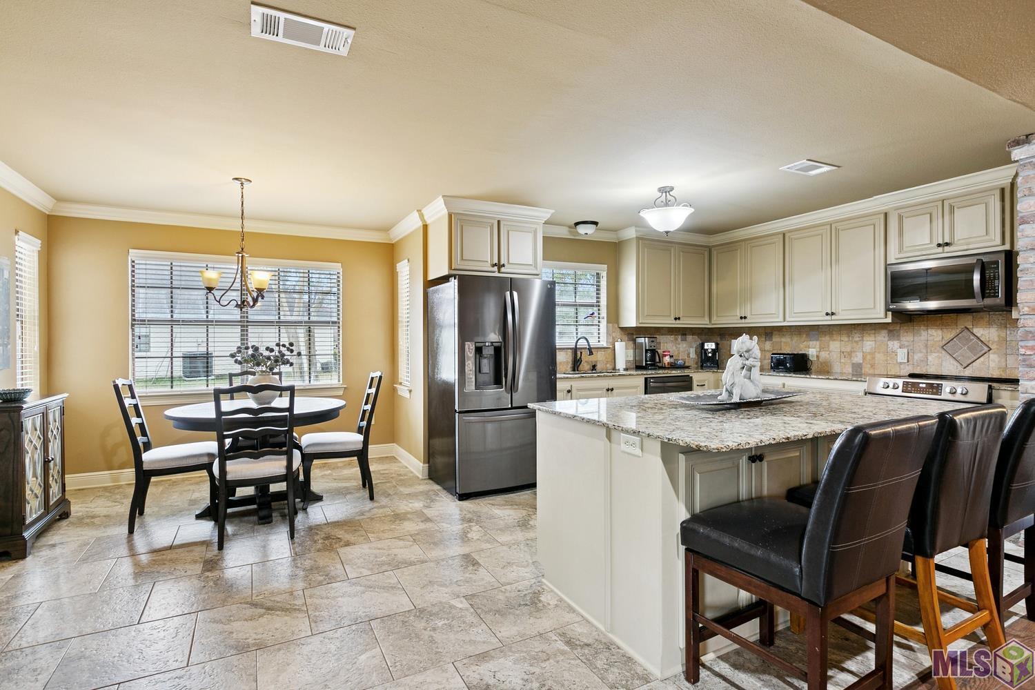 1037 Crossbow Drive Baton Rouge, LA 70816 - Photo 5 of 13